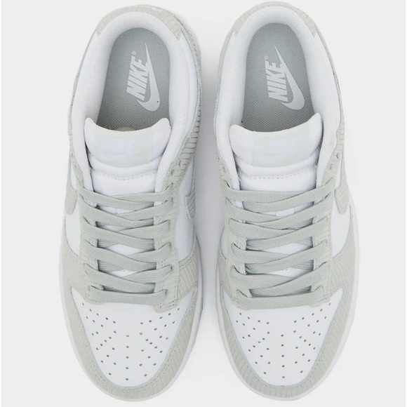 Nike Dunk Silver Corduroy Womens 6.5 STOCK X VERIFIED - Picture 7 of 9
